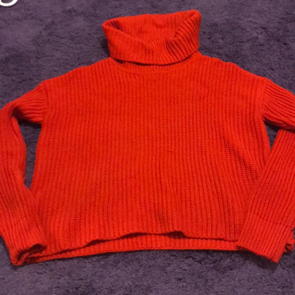 Red/orange sweater